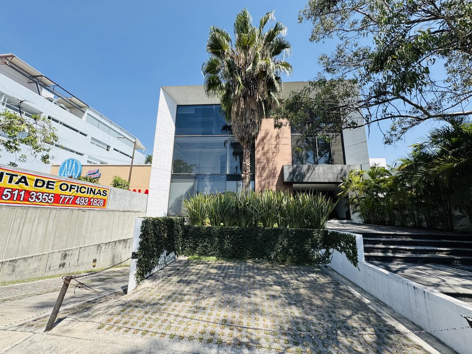 Excelentes oficinas en Av. San Diego - 1
