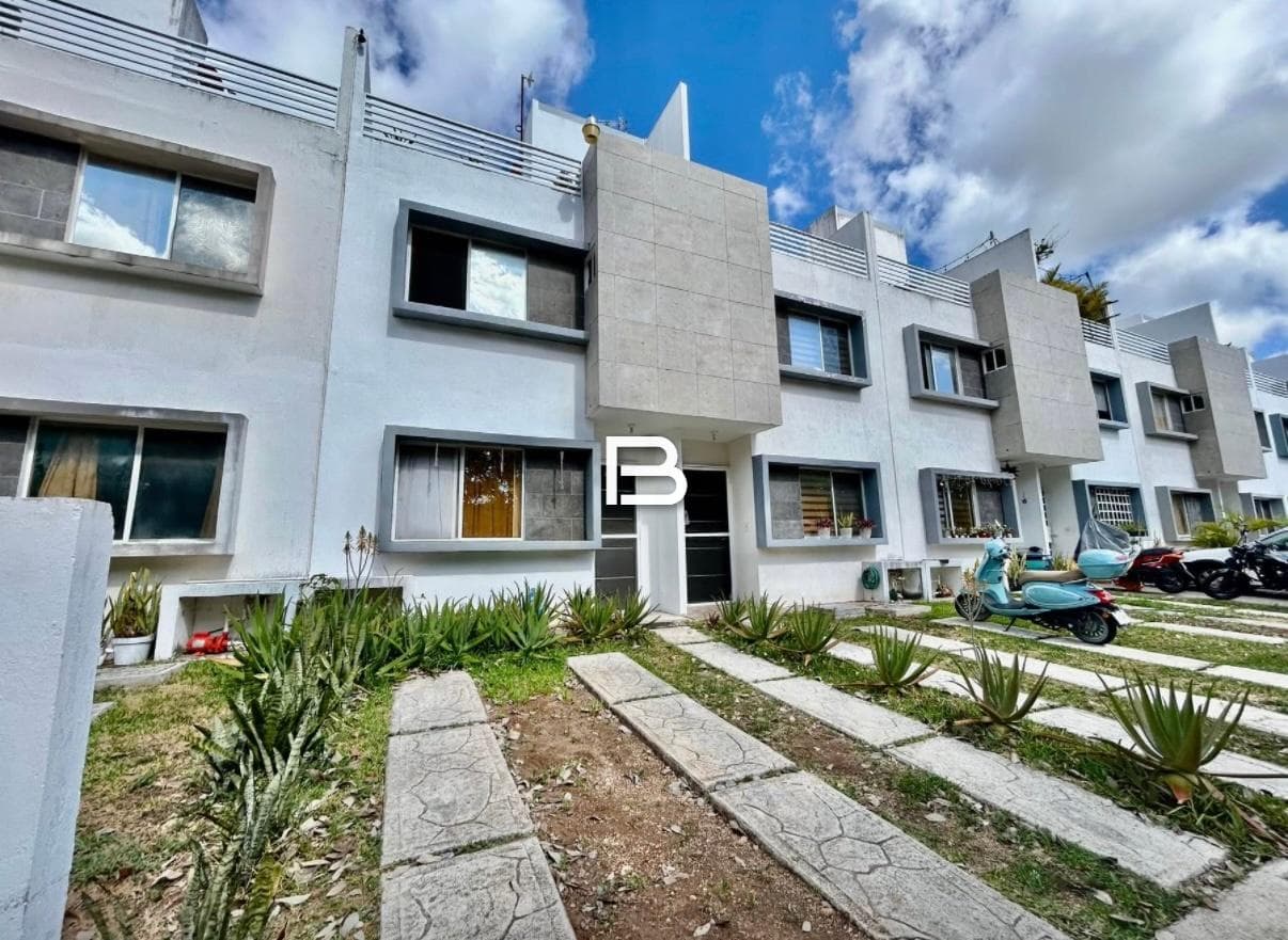 Casa en Jardines del Sur - 1