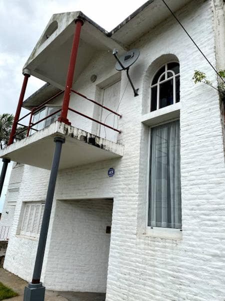 Casa de 4 dormitorios en alquiler - 1