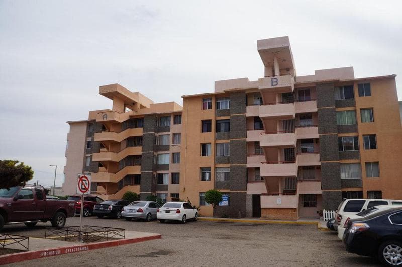 Adquiere departamento semi-amueblado en Rosarito! - 1