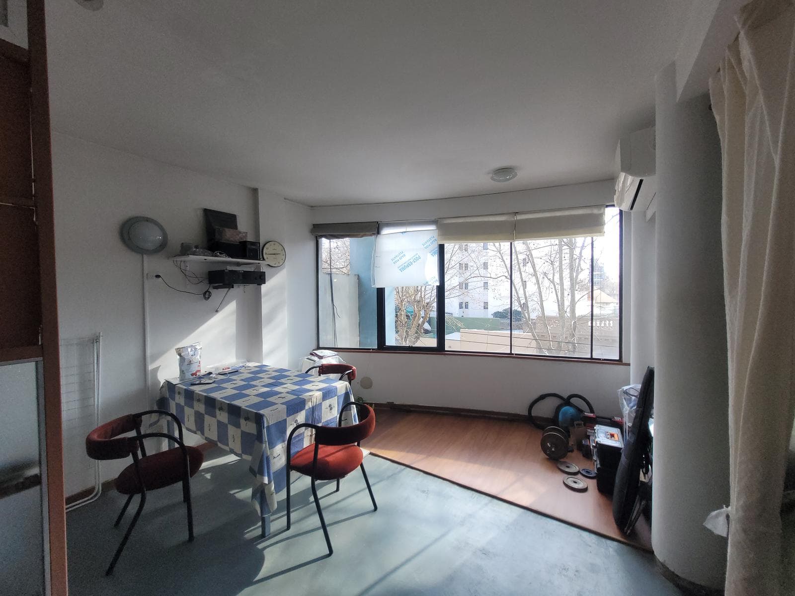 Monoambiente en 43 12 y 13 - 1