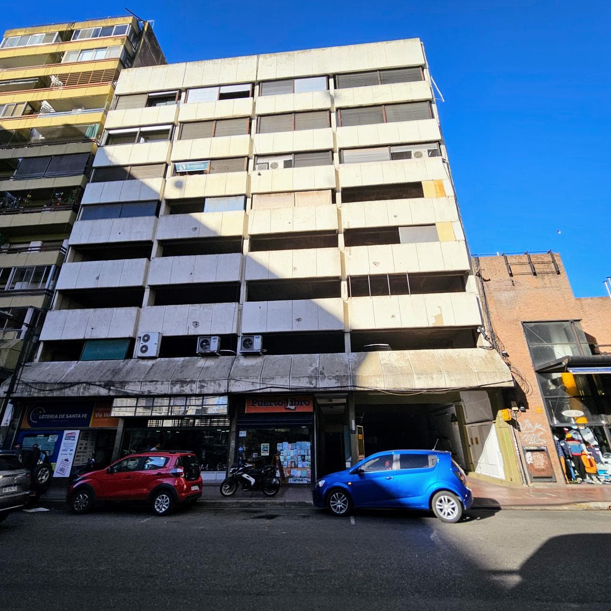 Cochera en Venta - Centro de Rosario - 1