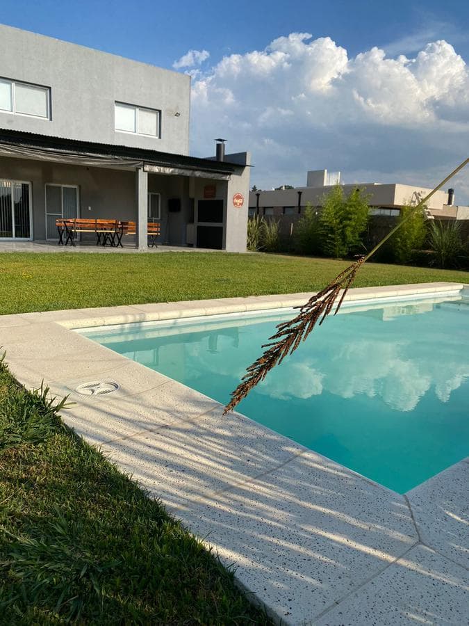 TEMPORADA 23/24! Casa de 4 ambientes con piscina - Canning La Horqueta de Echeverría - 1
