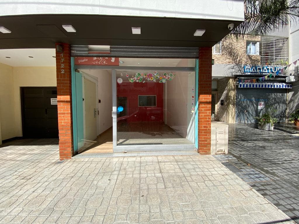 Local en comercial en venta - 1