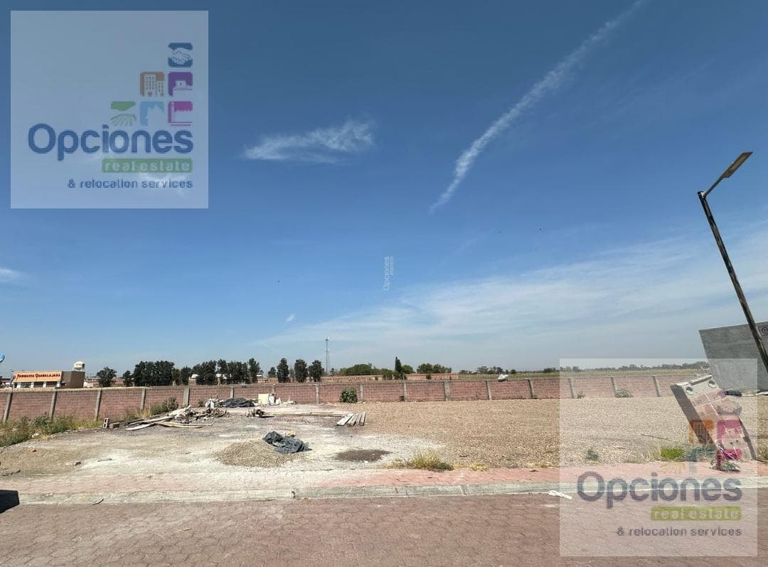 Terreno en Fraccionamiento Residencial Las Glorias - 1