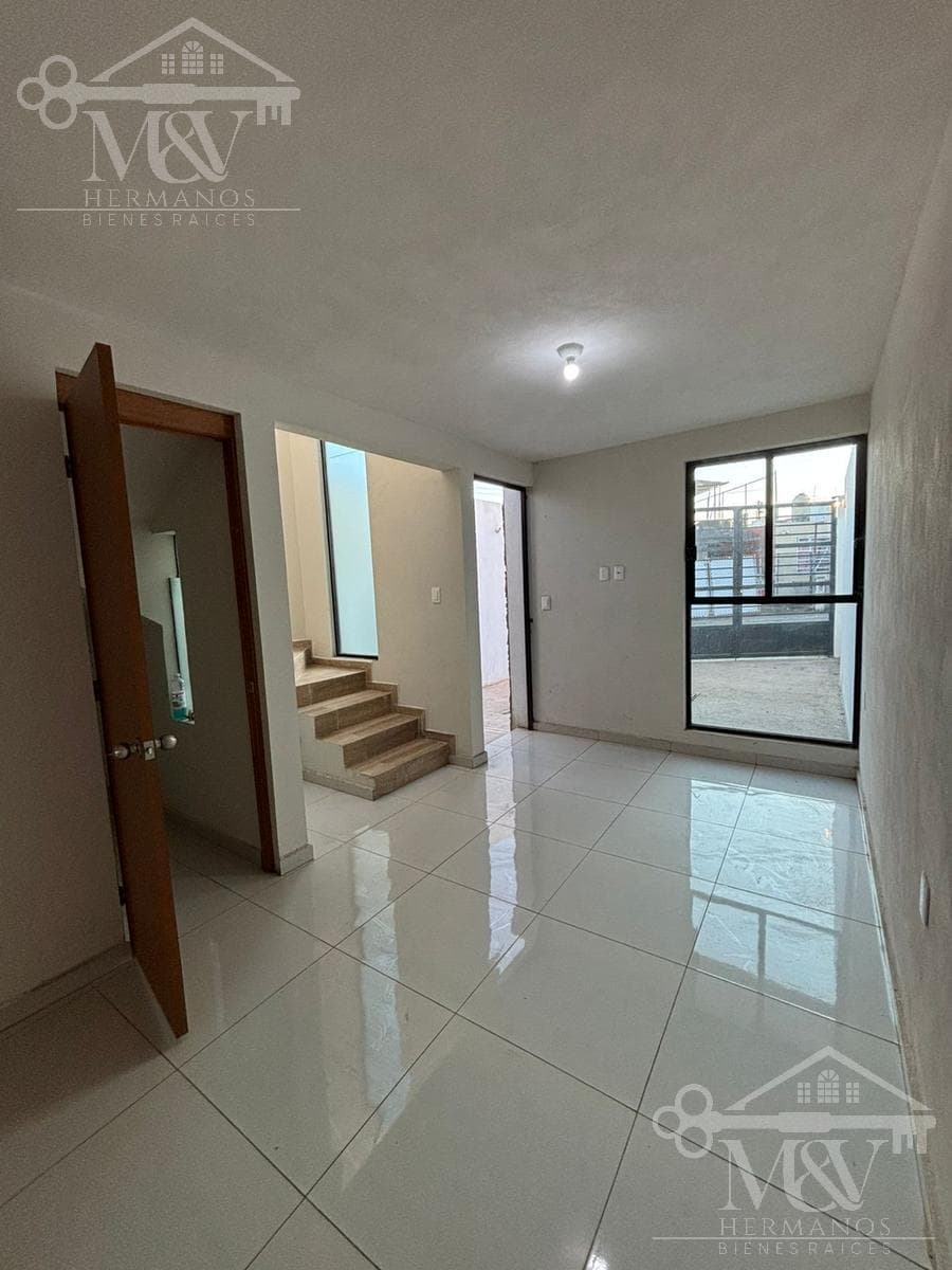 Casa en Venta Fracc. Valle Real Uruapan - 1