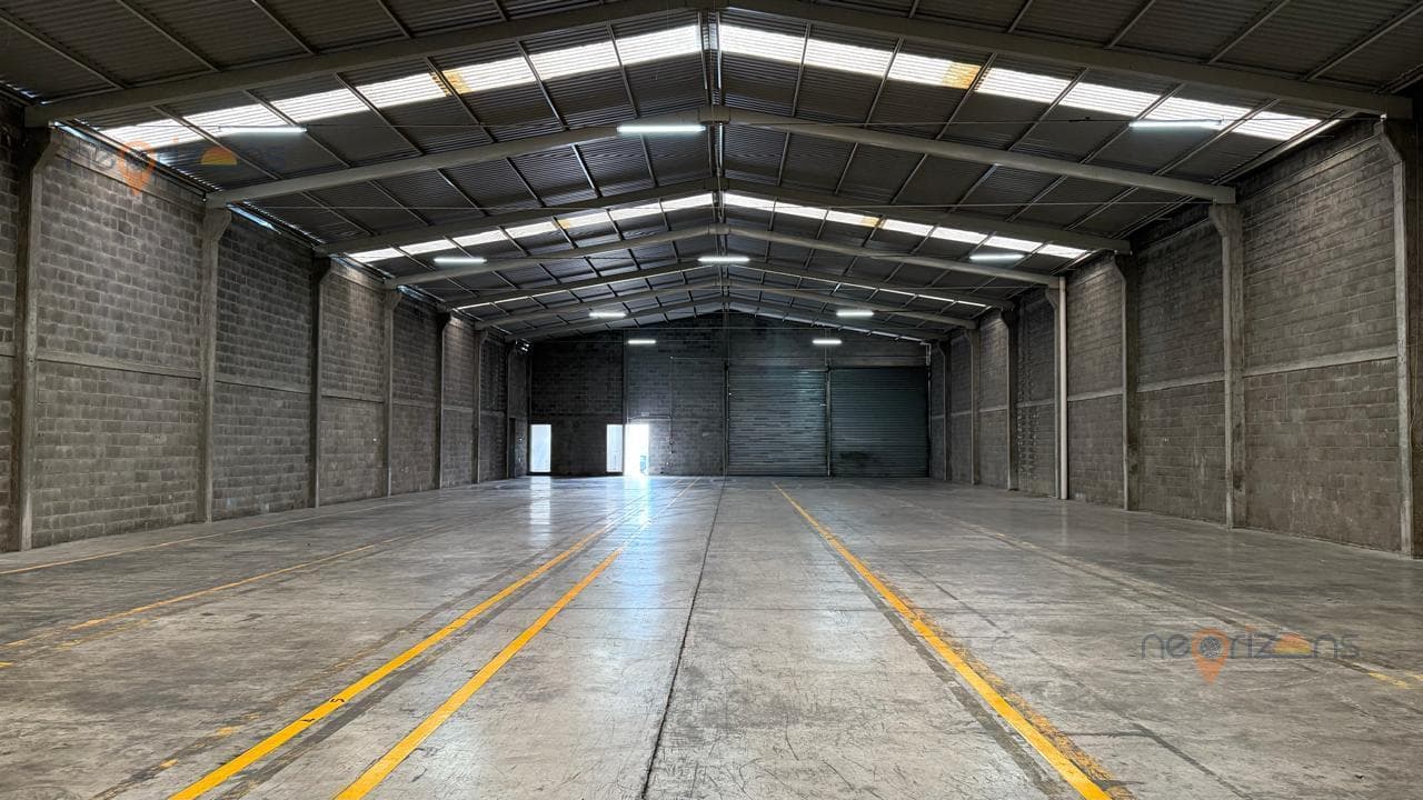 Bodega en Renta Eje 134 Zona Industrial SLP 1,000 m2 construido sy 400m2 de patio de maniobras - 1