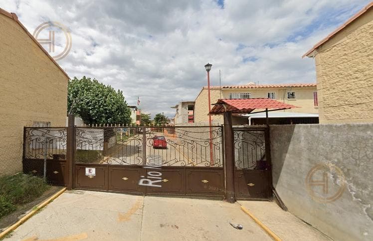 Casa en Venta a 30 min del Aeropurto Internacional de Oaxaca - 1