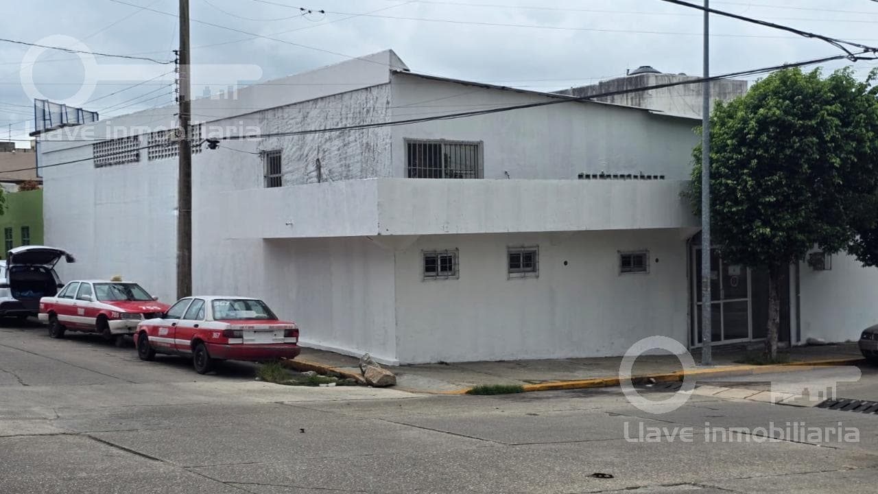 Bodega Industrial en Renta o Venta ubicada en Av. Constitución, Col. Palma Sola, Coatzacoalcos, Ver. - 1