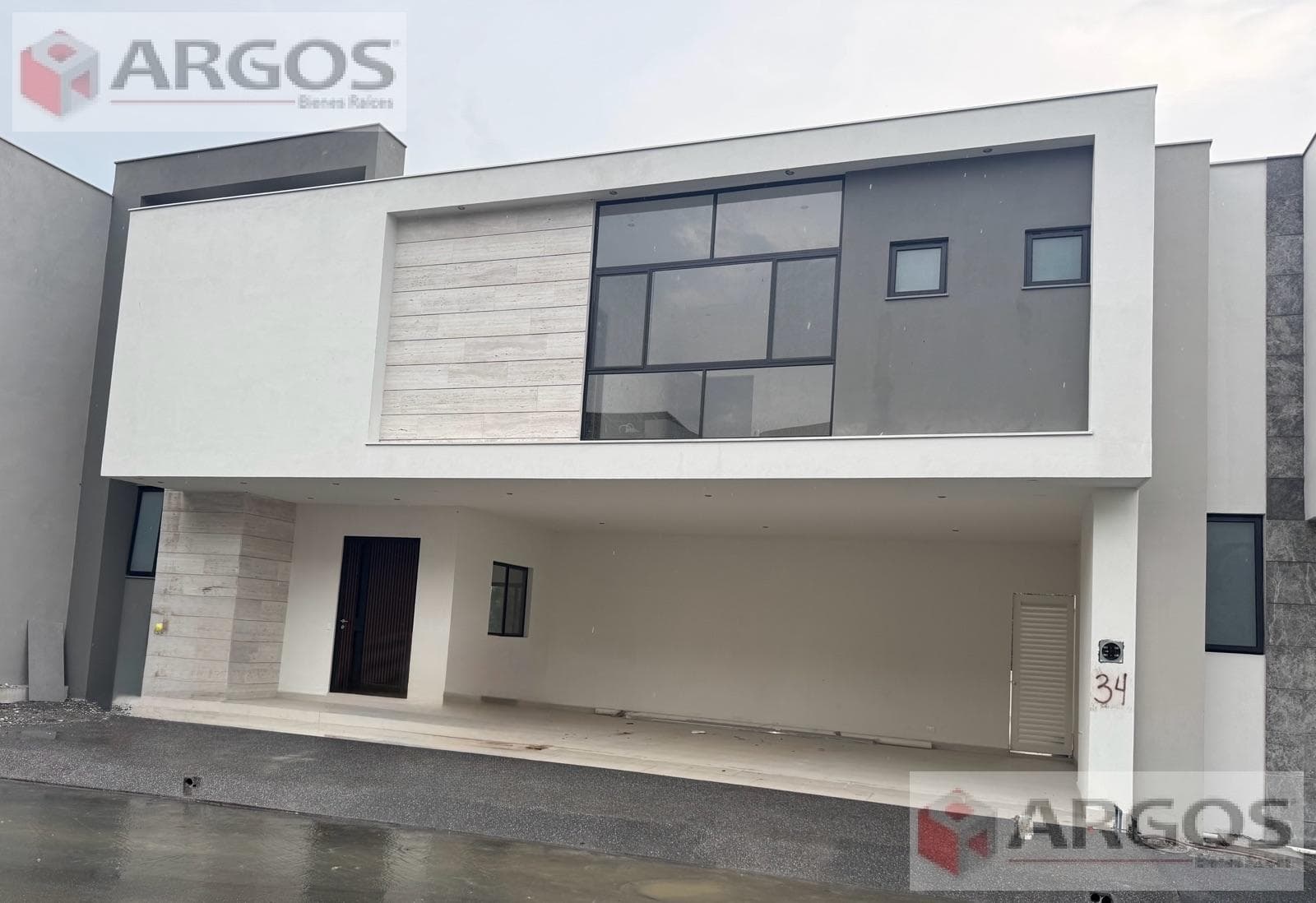 Casa en Fraccionamiento Altares Residencial - 1