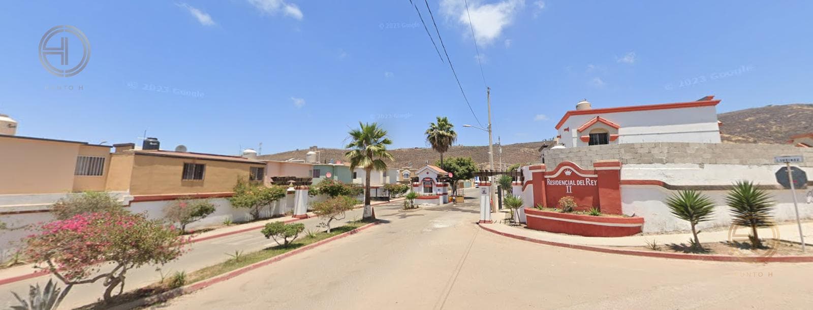 CASA A LA VENTA EN FRACCIONAMIENTO VILLAS DEL REY II, ENSENADA, BAJA CALIFORNIA, A 15 MINUTOS DE PLAZA SENDERO. - 1