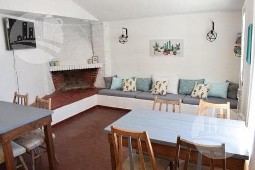 Hostel Hab.: 12 - 1