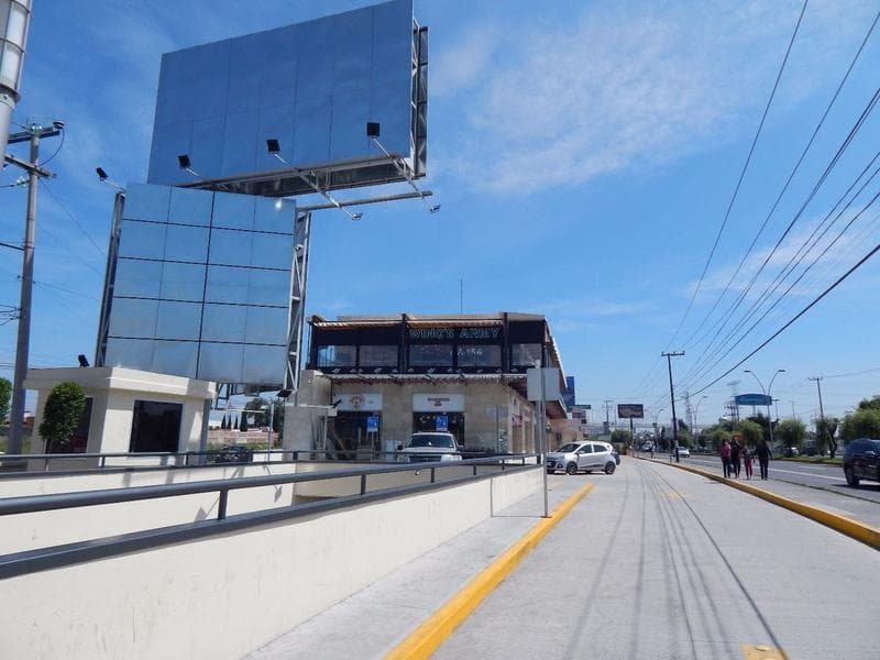 LOCAL EN RENTA PLAZA SQUARE SOBRE AV TECNOLOGICO, METEPEC - 1