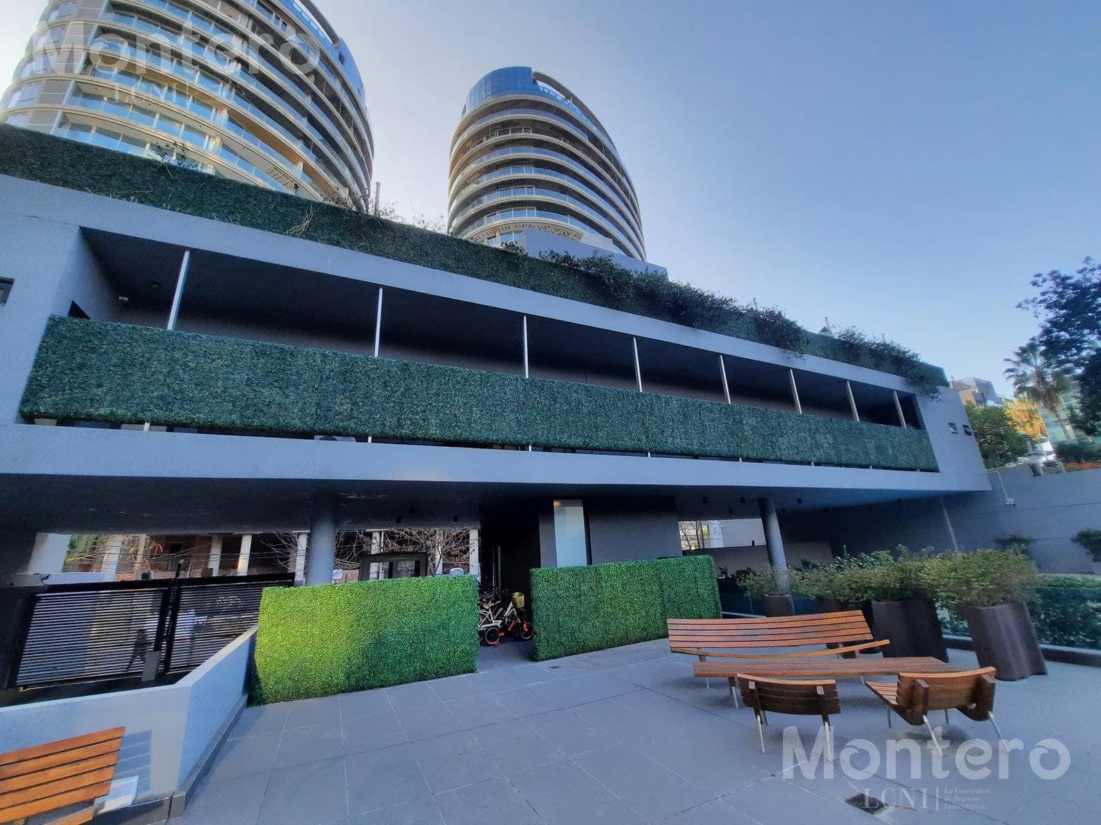 Alquiler - Oficina - Monoambiente divisible - Torre View - Vicente Lopez - 1