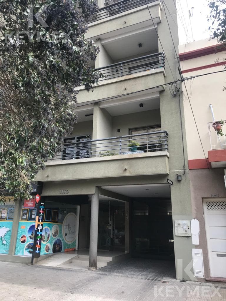 Cochera en 25 e/56 y 57 - 1