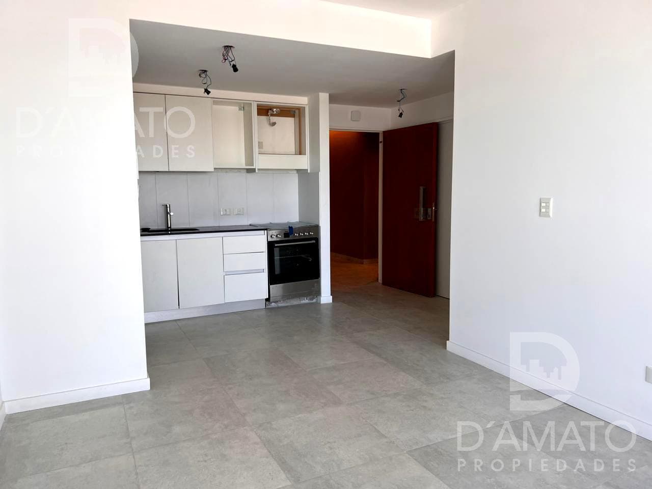 Departamento en Monte Castro - 1