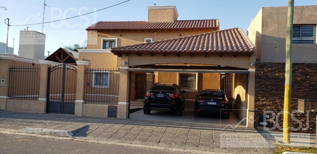 Casa en Santa Lucia - 1