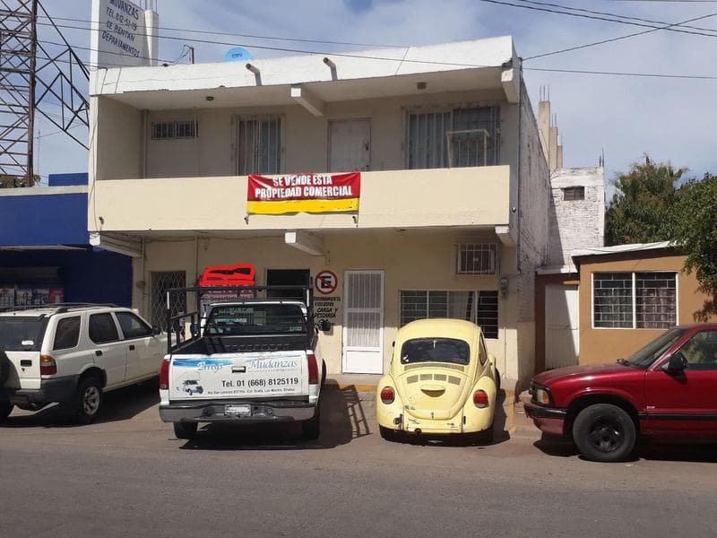 VENDO CASA 2 PLANTAS HABITACIONAL Y COMERCIAL, ÁNGEL FLORES Y JIQUILPA - 1