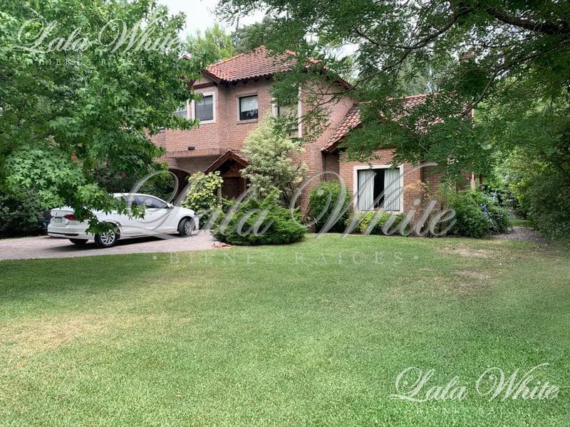 Venta/Alquiler Anual Amoblado - Casa en Saint Thomas Norte - 1