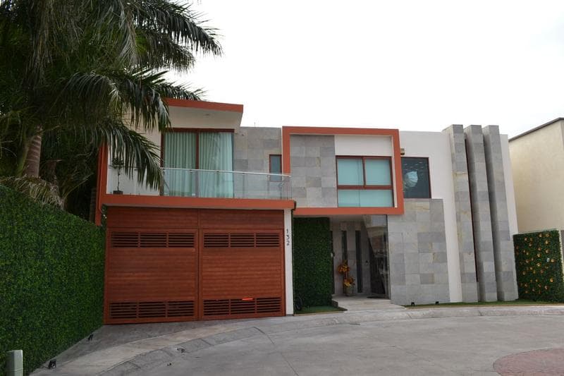 CASA EN VENTA LAS PALMAS RESIDENCIAL - 1
