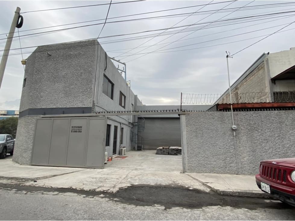 BODEGA INDUSTRIAL - 1