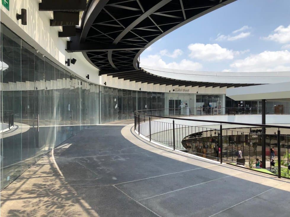 Oficinas en Renta en Raúl Salinas 208.5 mts2 2nivel en Plaza LSL - 1