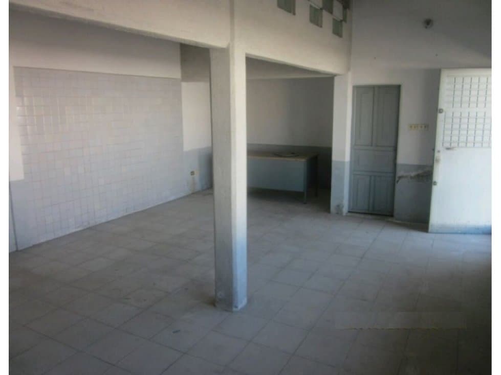 Bodega en Periferico Por la Ford - 1
