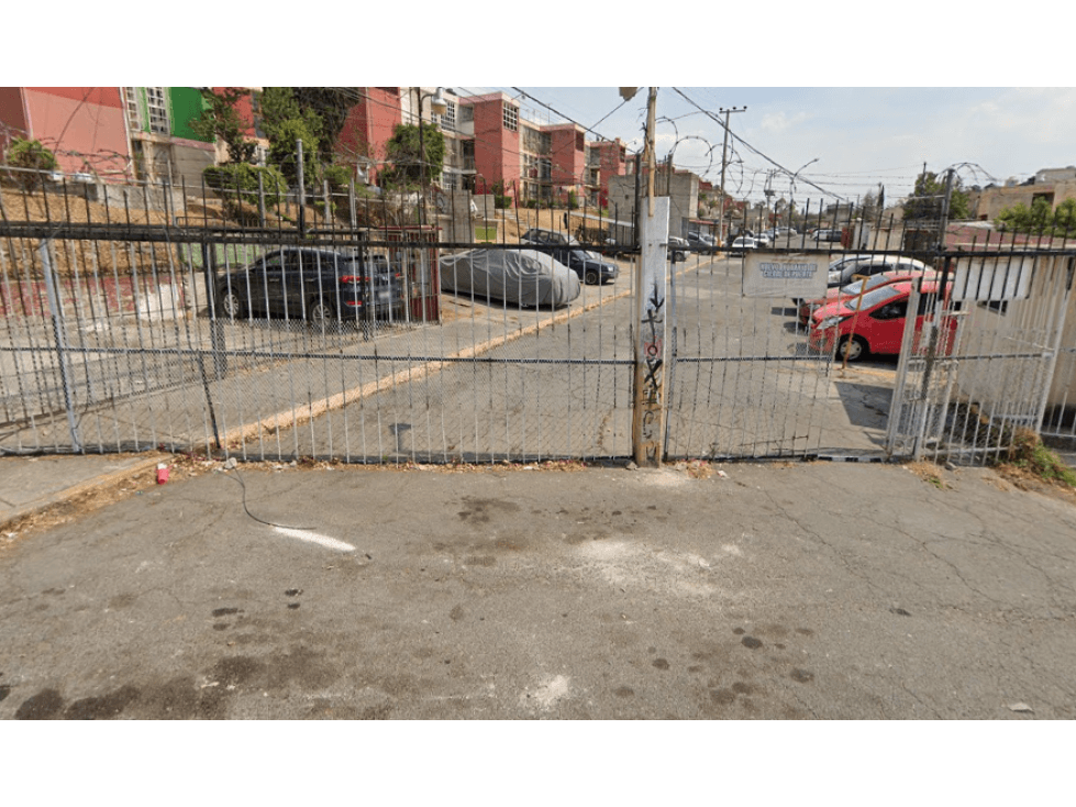 SE VENDE EXCELENTE CASA EN JARDINES DE LA CAÑADA, TULTITLAN - 1