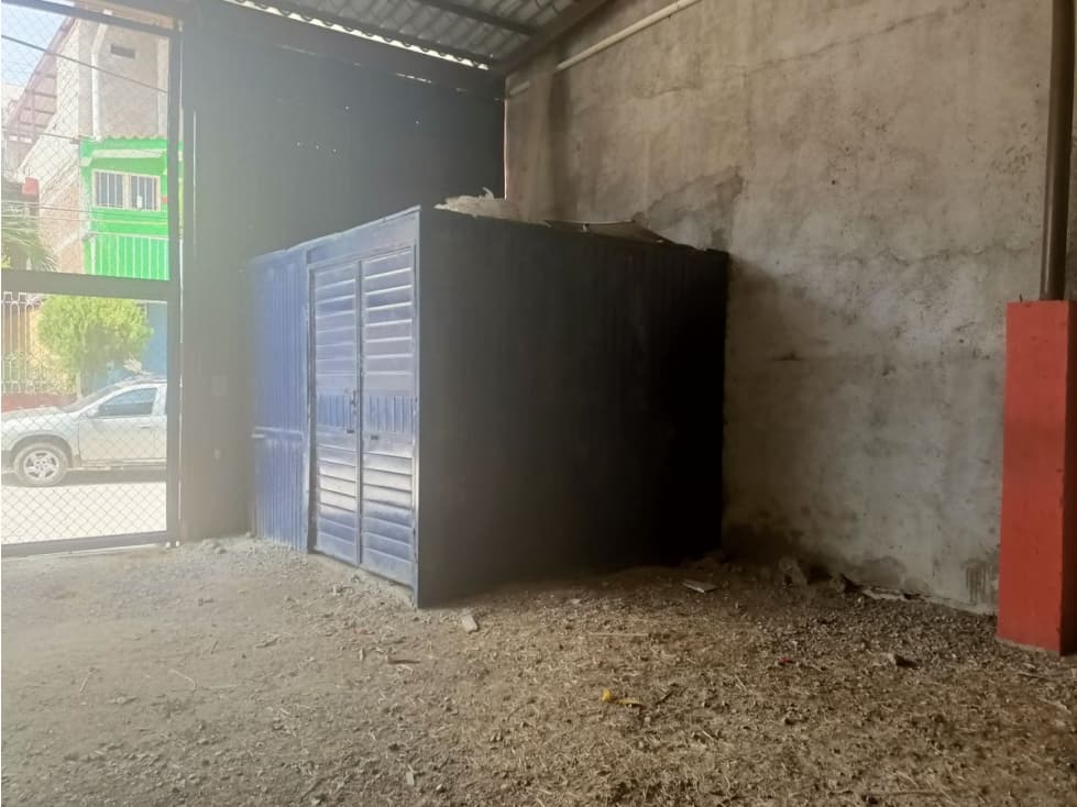 Renta de bodega en Castillo Tielemans - 1