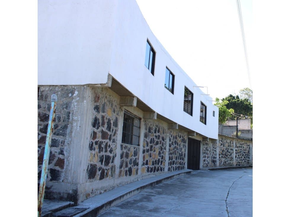 Casa en venta frente a Six Flags Hurricane Harbor Oaxtepec - 1