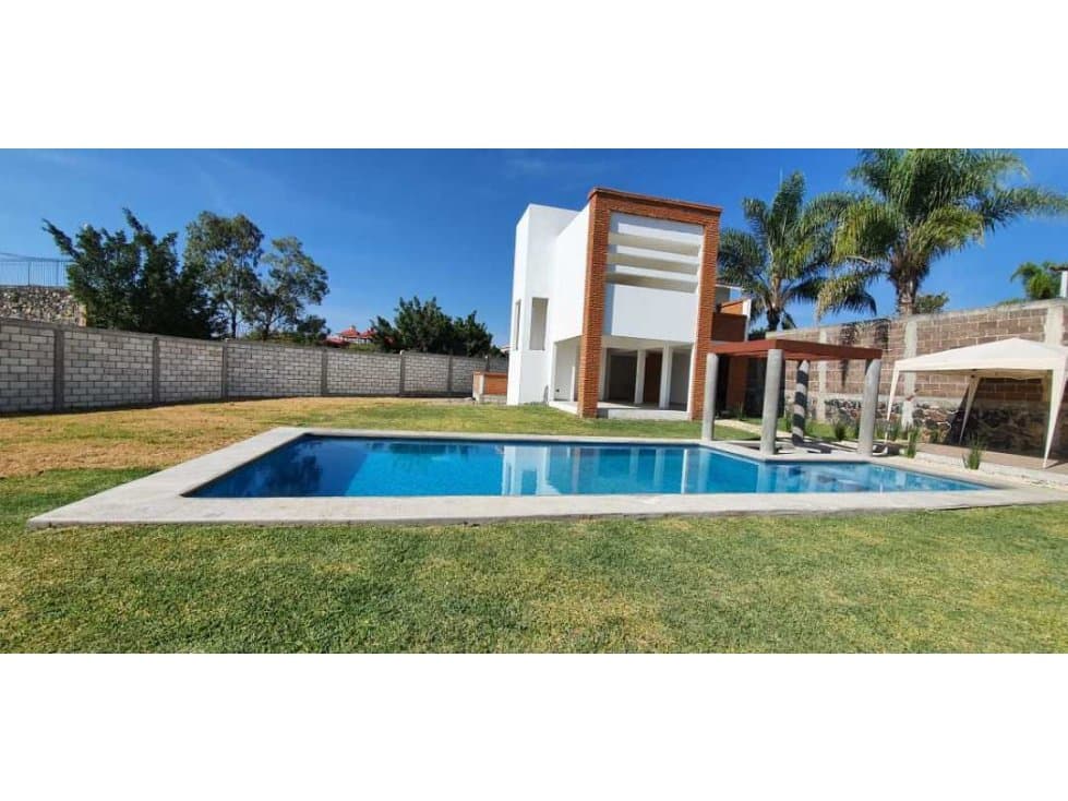 Casa sola nueva con alberca y jardin en venta Oaxtepec, Morelos - 1