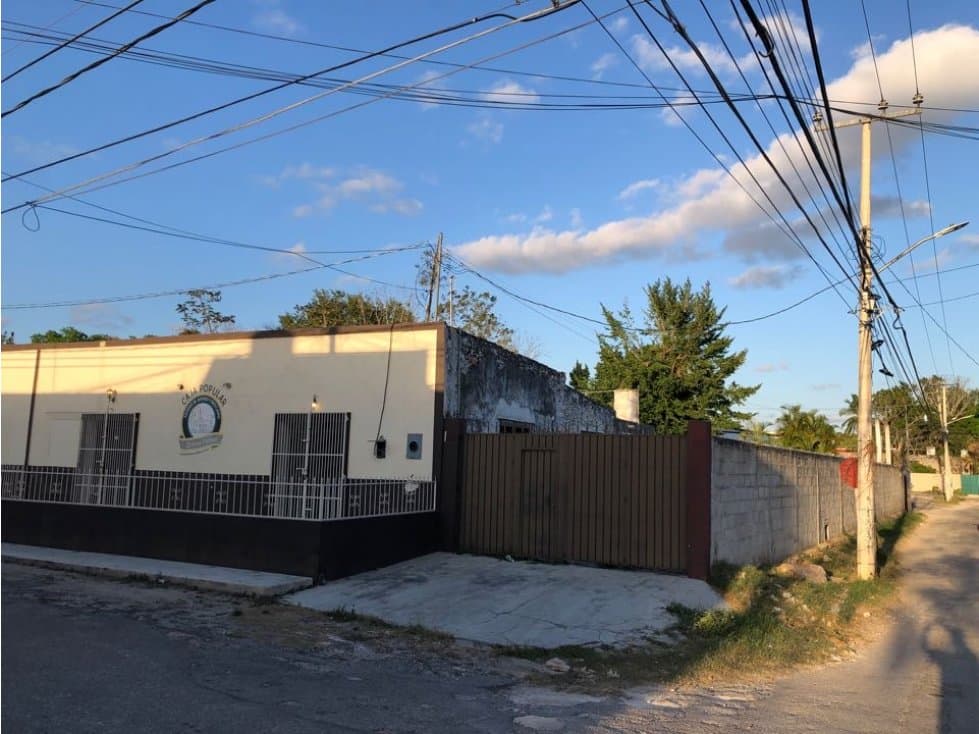 Local/Propiedad en venta en Sisal. - 1