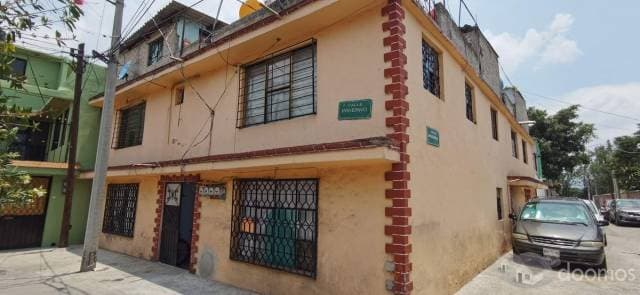 Excelente casa para remodelar en Núcleo San Juan Ixtacala - 1