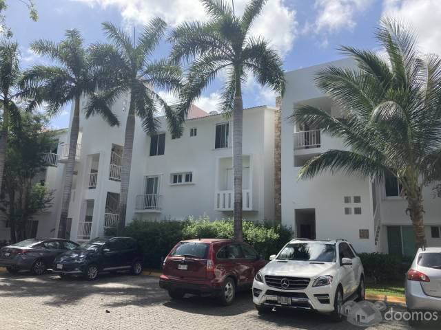 Condo en Renta de 2 Rec. en Playacar Fase II. - 1