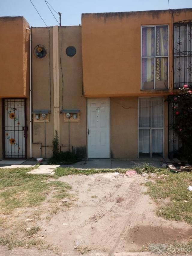 En venta magnífica casa económica de 3 recamaras, en privada, Villas de Chalco - 1