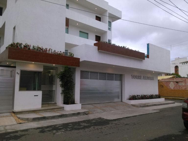 Moderno departamento amueblado en renta - 1