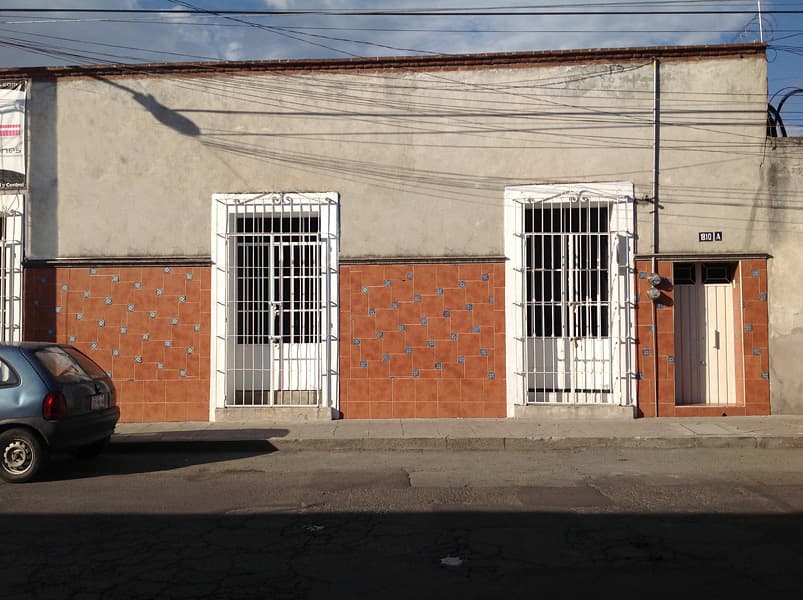 CASA EN VENTA EN PUEBLA, CERCA CENTRO,COLONIA BARRIO DE LA LUZ - 1